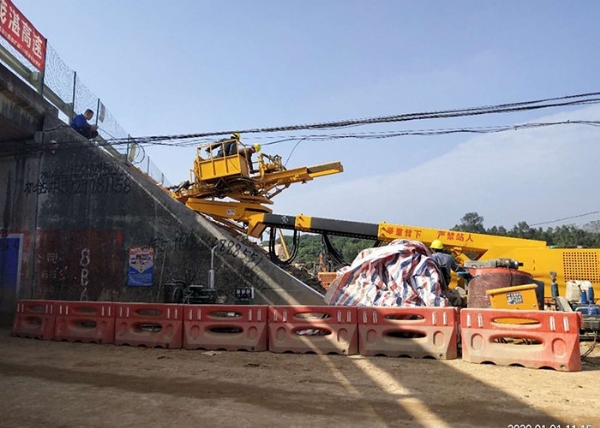 甘肅17米錨固鉆機工程案例